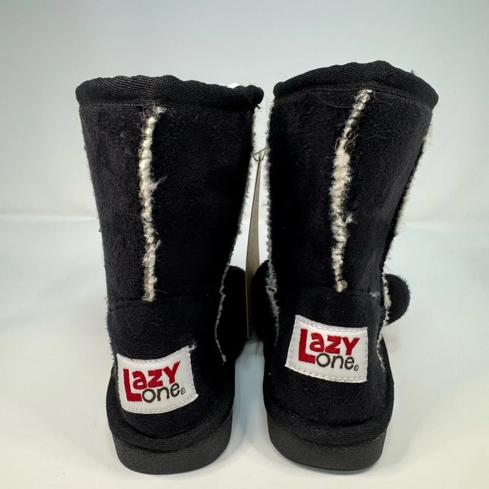 Lazy‎ One Black and Tan Bear Booties